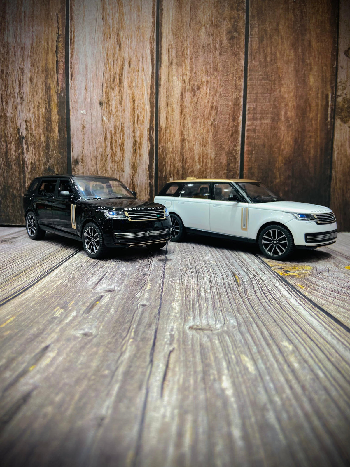 Range Rover diecast model