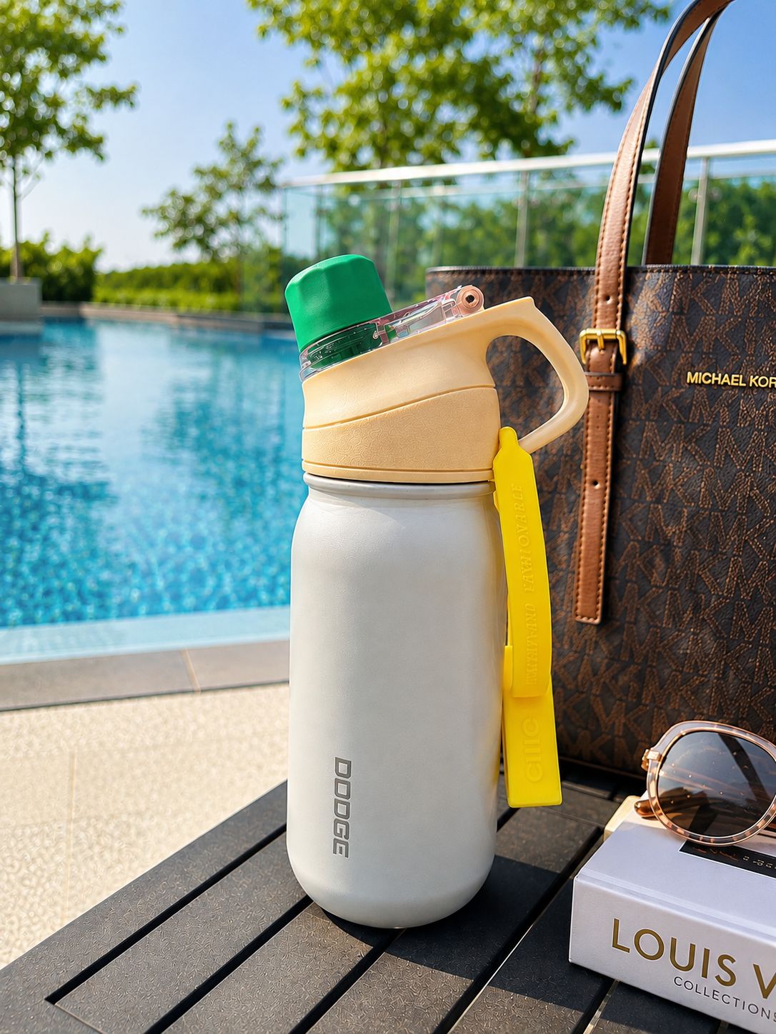 Dodge Premium Insulated 2-in-1 Bottle