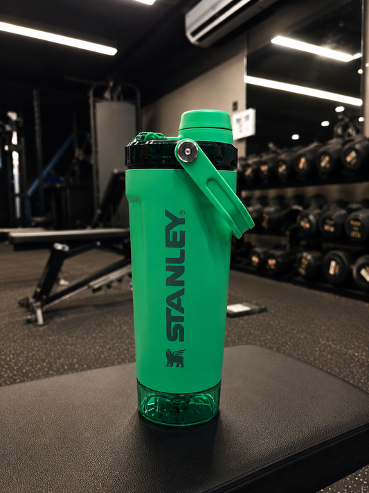 Stanly Activate Shaker Bottle 20 oz – Leakproof Protein Shaker with Handle
