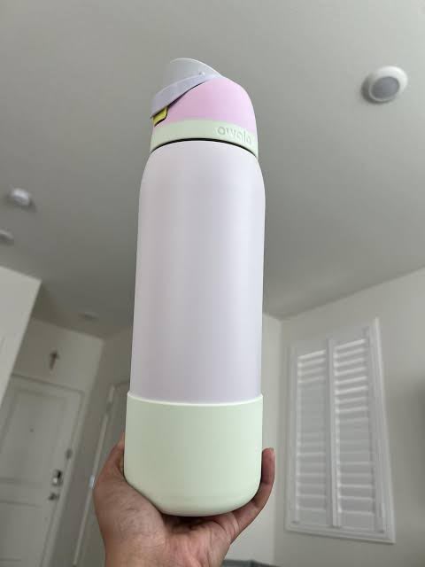 32oz Owala Stainless Steel Water Bottle – Leakproof Insulated Sports Bottle