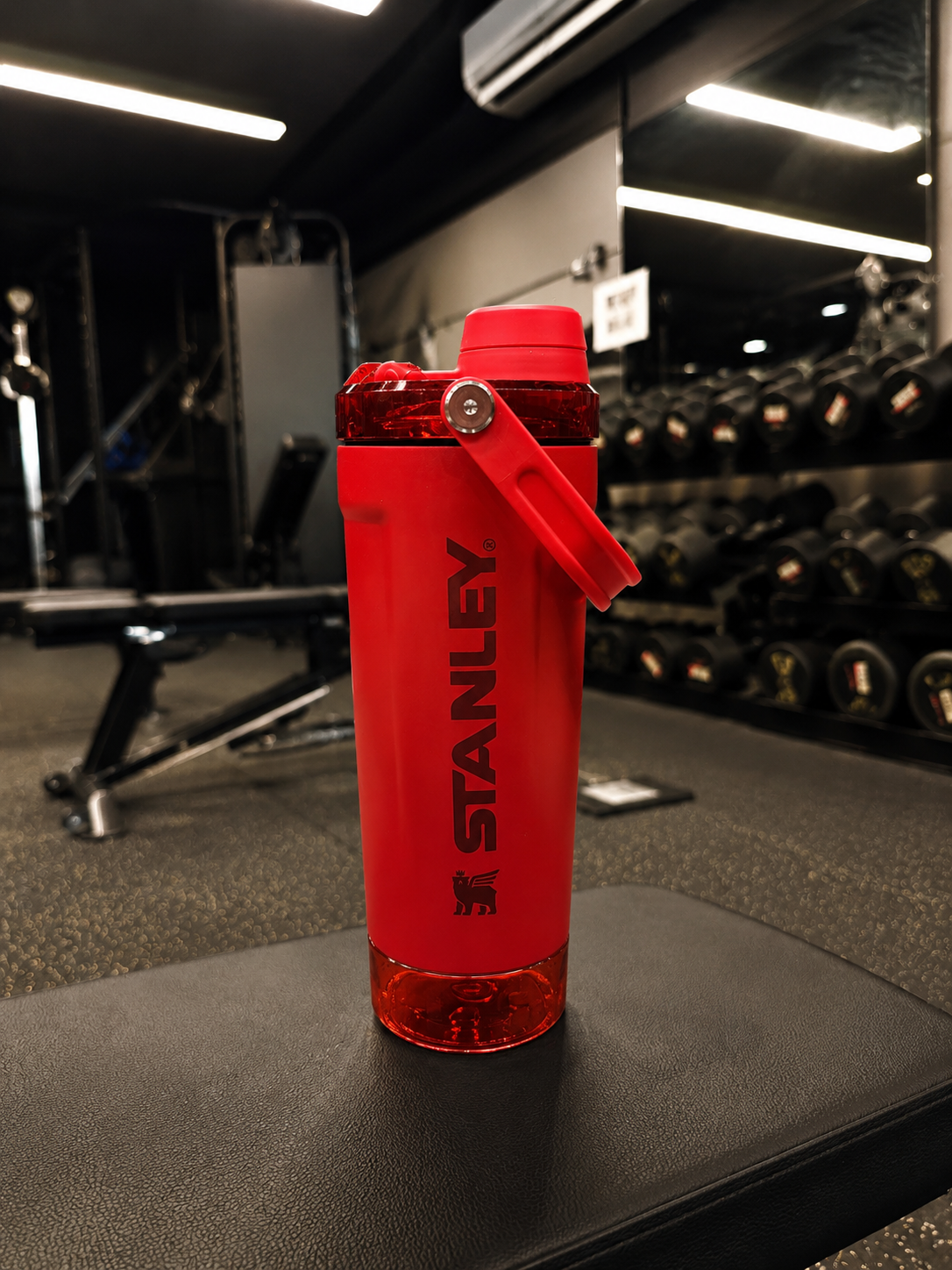 Stanly Activate Shaker Bottle 20 oz – Leakproof Protein Shaker with Handle