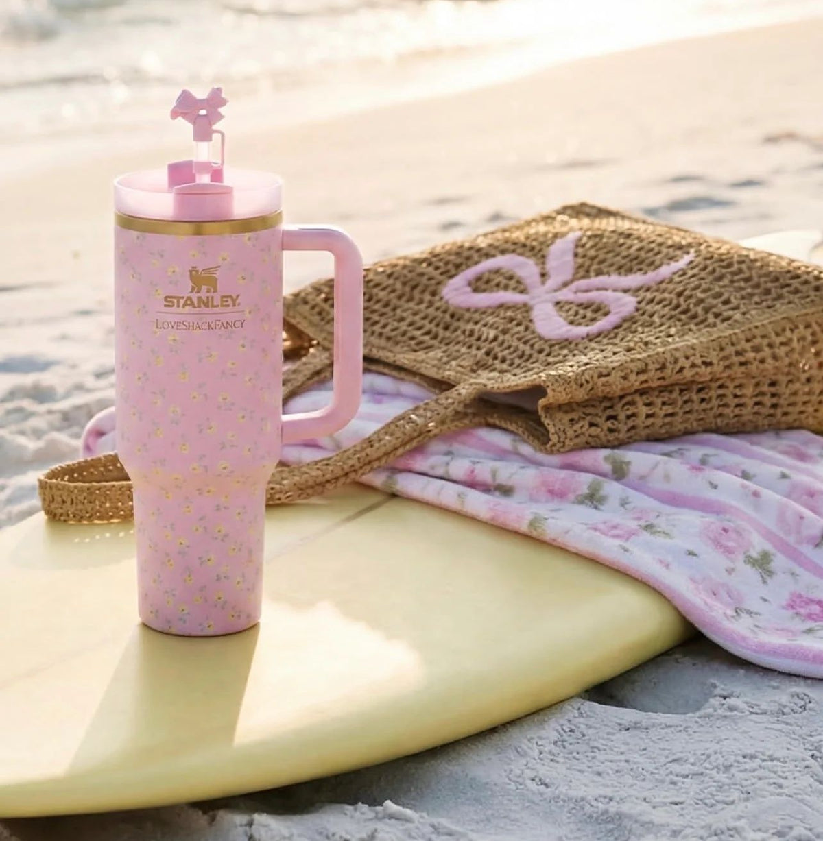 Stanly Love Shck Quencher Tumbler 40oz