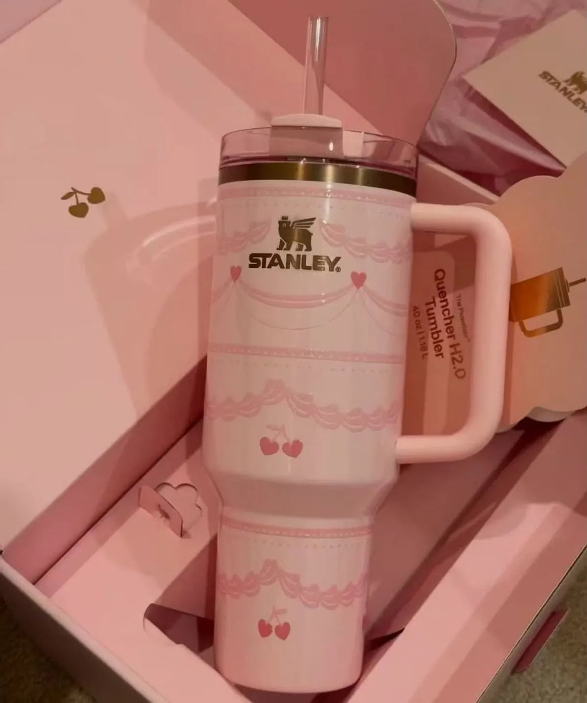 Stanly X Love Shck Fancy 40oz Quencher H2.0 Flowstate Tumbler  Limited Edition
