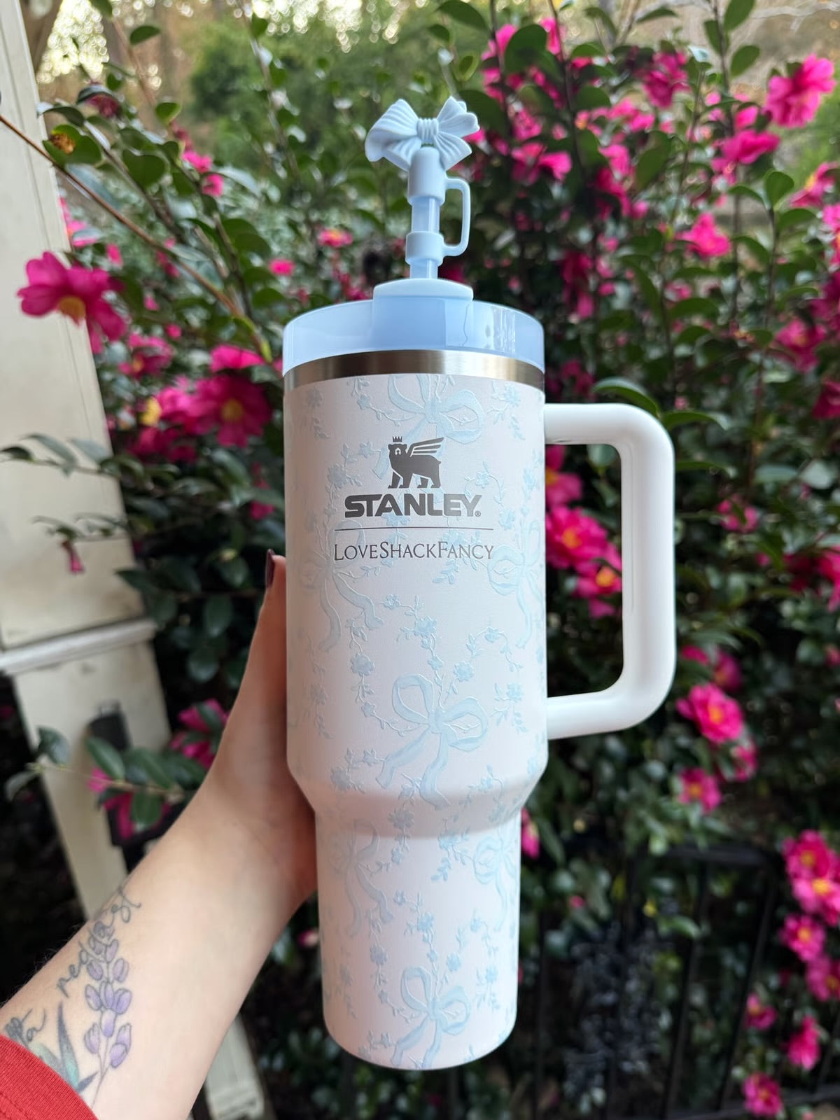 Stanly x LoveShckFancy Holiday Quencher 40 oz Bow Edition